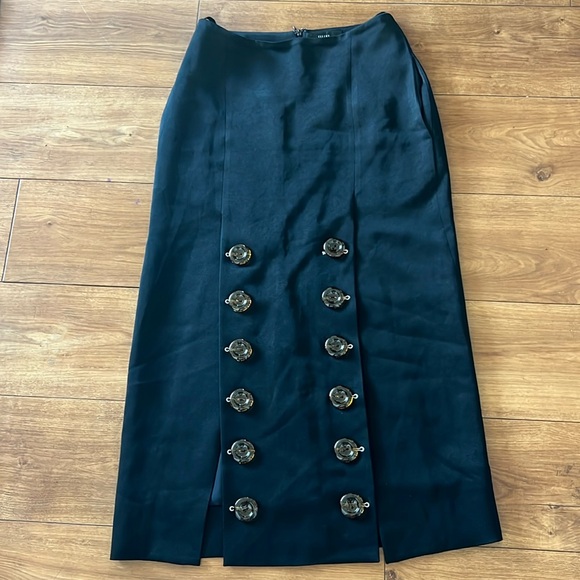 ELLERY Mid Skirt Black with tortoise buttons - Picture 1 of 8